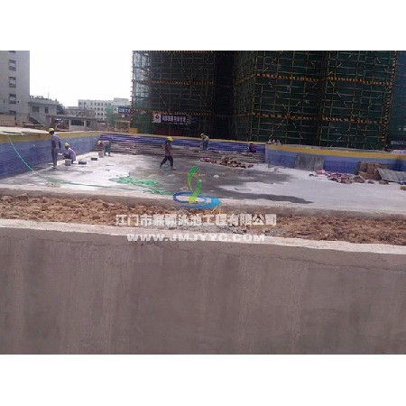 鶴山奧園匯源新都小區游泳池