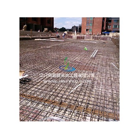 新會御郡花園小區泳池